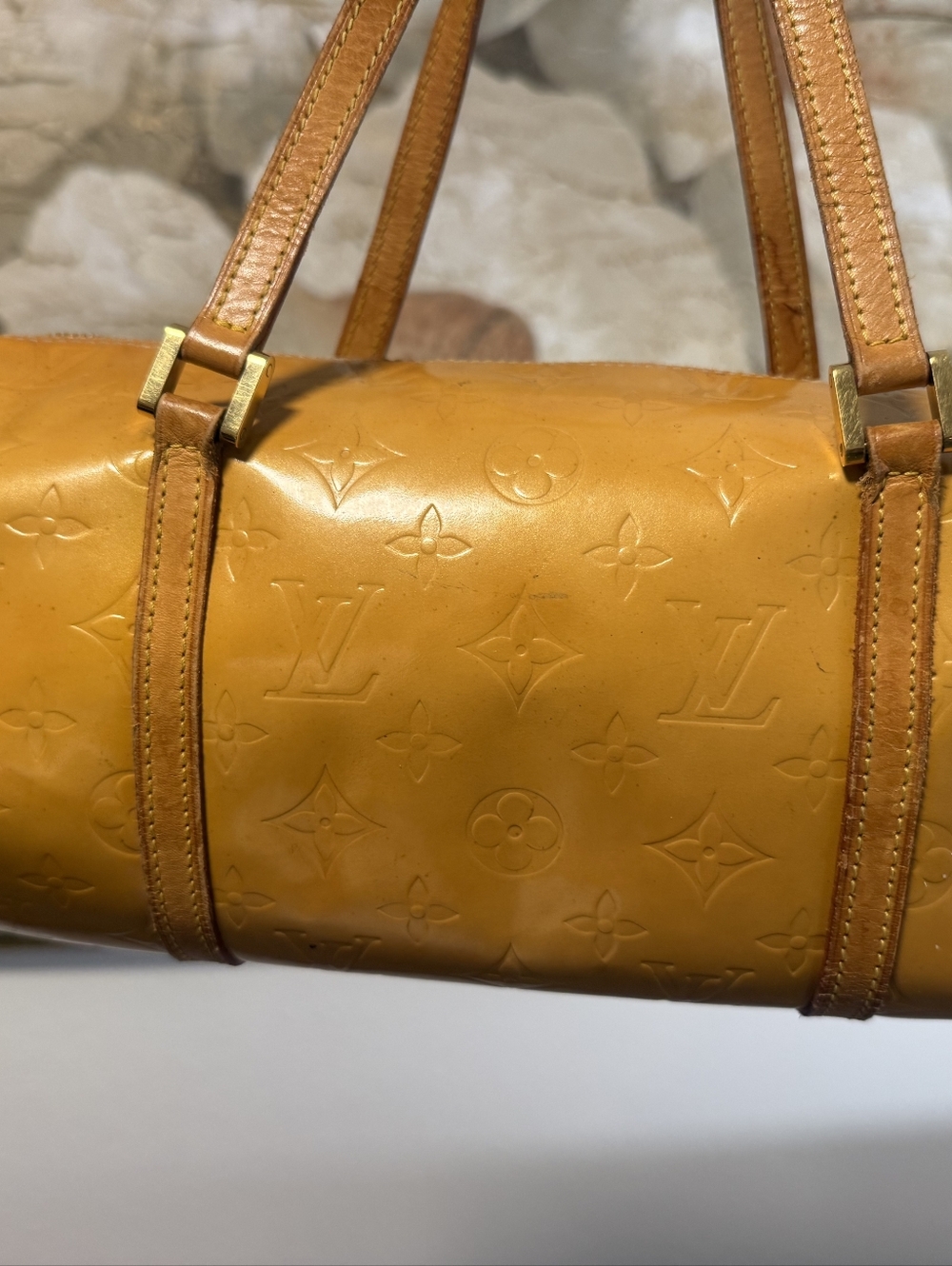 Louis Vuitton Monogram Vernis Papillon - Picture 14 of 16